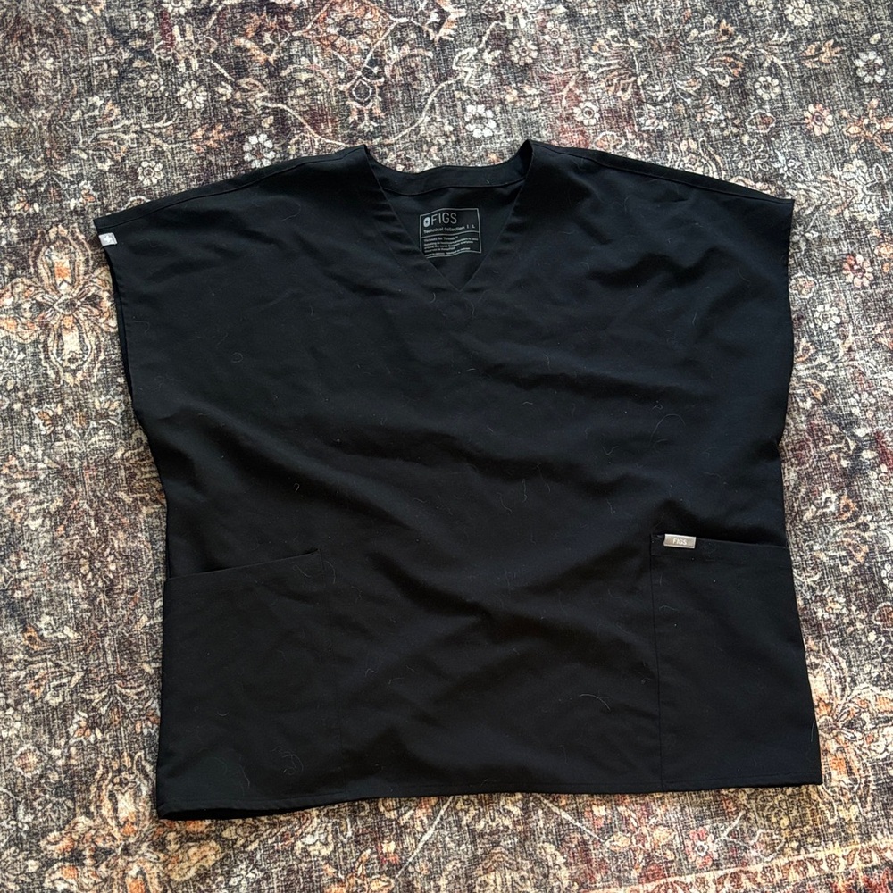 Figs Jet Black V-Neck Scrub Top